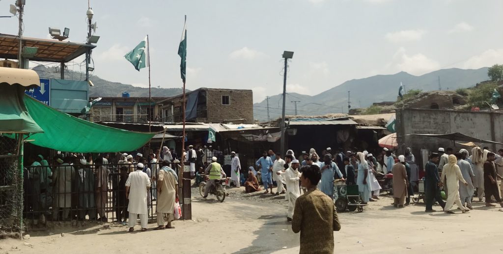 Poste frontière de Torkham, côté pakistanais